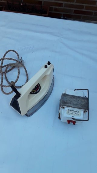 Plancha Vapor Magefesa 125V