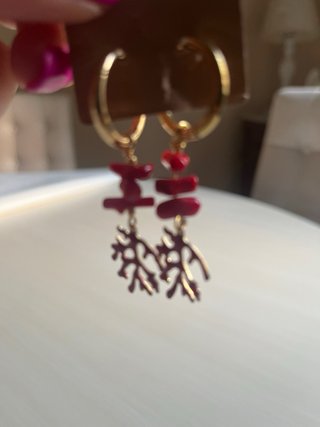Orecchini corallo rosso e oro