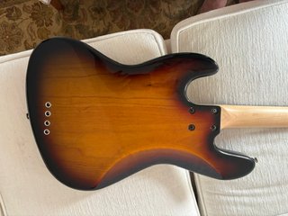 Lakland Skyline 44-60 Sunburst