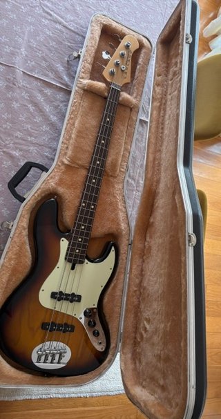 Lakland Skyline 44-60 Sunburst