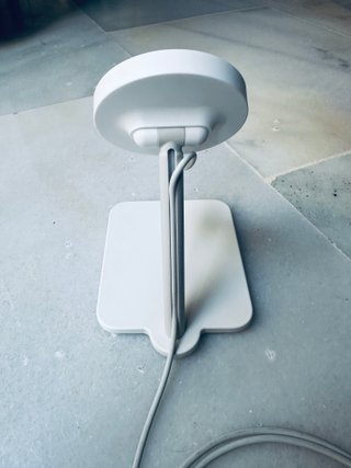 Soporte iPhone + Cargador MagSafe Apple