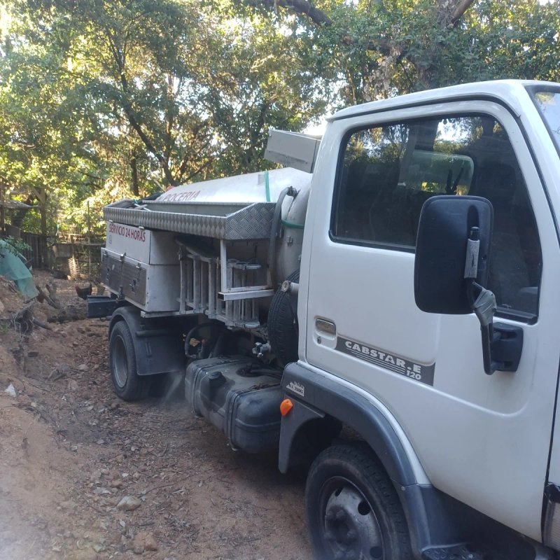 Camion Desatascos/ Cuba - foto 1