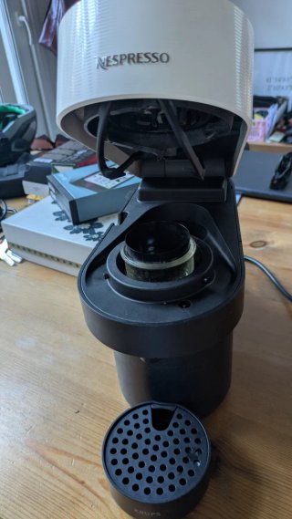 Cafetera Nespresso Vertuo Pop