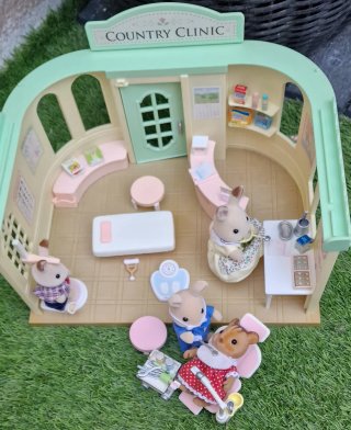 Clínica Sylvanian Families + Dentista