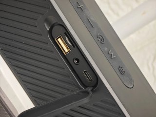 Altavoz Bluetooth BEVCEFCC Negro