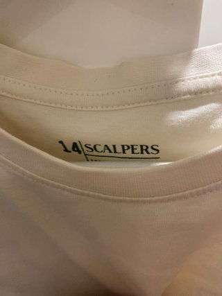 Camiseta Scalpers Beige Manga Corta
