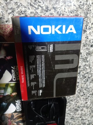 Nokia 7260 Negro/Plateado