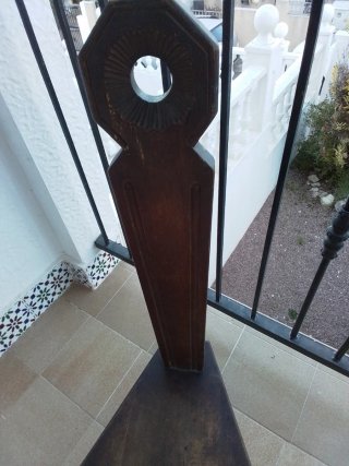Silla antigua madera maciza 3 patas