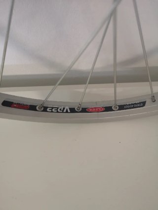 Rueda trasera 20 x 1 3/8 bici paseo
