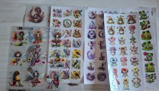 Set di orecchini e accessori
