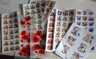 Set di orecchini e accessori