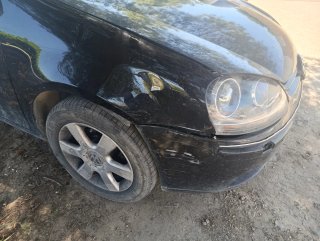 Volkswagen Golf 2004