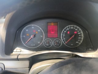 Volkswagen Golf 2004