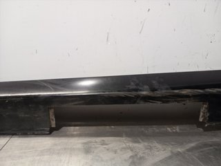 FALDON LATERAL TOYOTA AVENSIS CROSS SPORT (T27) 1