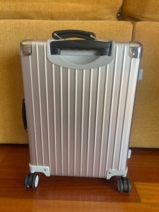 Maleta Rimowa x Steiff