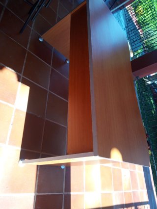 Mesa de escritorio de madera