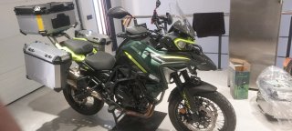 Benelli TRK 702 X explorer Verde,negro y fluor