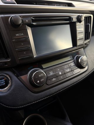 Toyota RAV4 2015