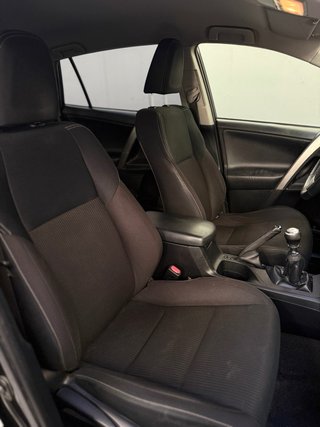Toyota RAV4 2015