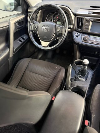 Toyota RAV4 2015