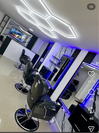 Se busca barbero con experiencia