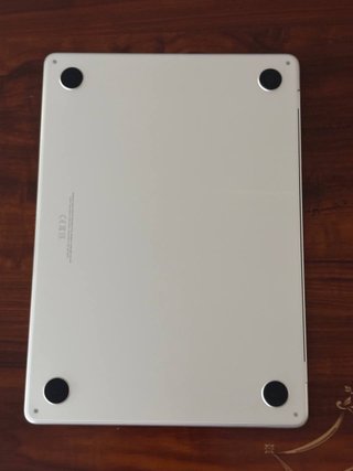 MacBook Air M2 512GB muy cuidado