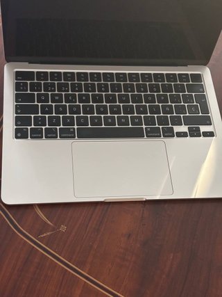 MacBook Air M2 512GB muy cuidado