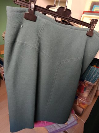 LOTE. 5 Trajes Falda y Chaqueta Felipe Varela .
