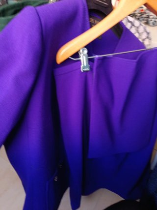 LOTE. 5 Trajes Falda y Chaqueta Felipe Varela .