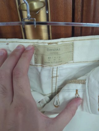 Pantalón corto vaquero beige