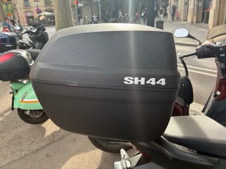 Baúl Moto Shad SH44 Negro