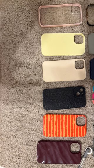 iPhone 15 Negro 128GB + 12 fundas  | Como nuevo |