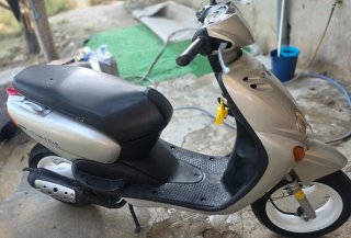 Yamaha Neos 100cc Scooter