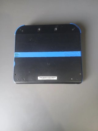 Nintendo 2DS Azul y Negra