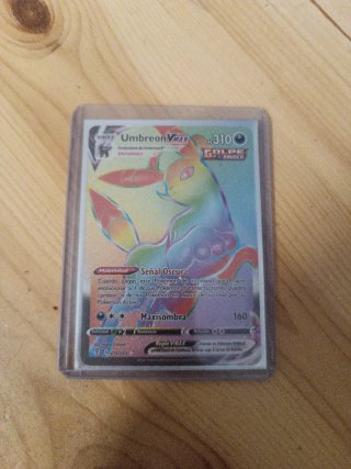 Carta Pokémon Umbreon VMAX Arcoíris
