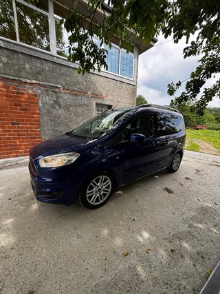 Ford Tourneo Courier 2015