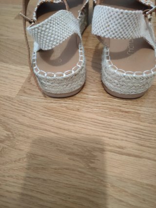 Sandalias esparto florales