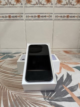 iPhone 11 Morado