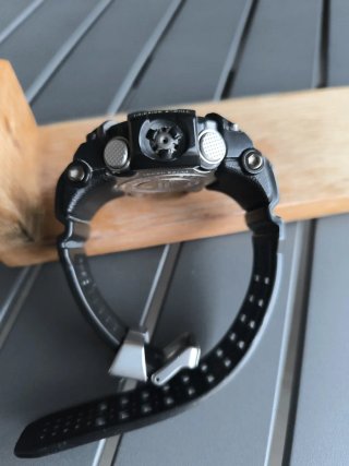Reloj Casio G-Shock GWG-1000 Triple Sensor