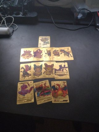 Cartas Pokémon Doradas FALSAS