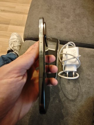 Xiaomi 13 con cargador 67W
