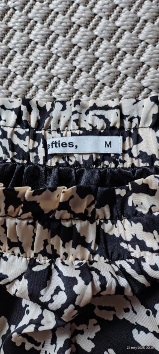 Falda Lefties Estampada Mujer