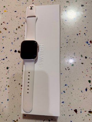 Apple Watch Series 10 GPS + Cellular 42mm