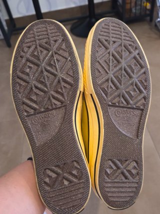Converse Amarillas Talla 39