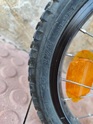 Bicicleta infantile 14 Btwin con ruote stabilizzatrici