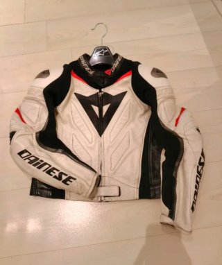 Mono Dainese Laguna Seca 2 Talla 50