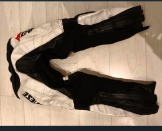 Mono Dainese Laguna Seca 2 Talla 50