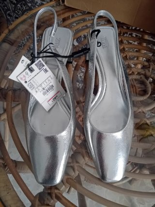 Zapatos Zara Plateados Talla 37 Nuevos