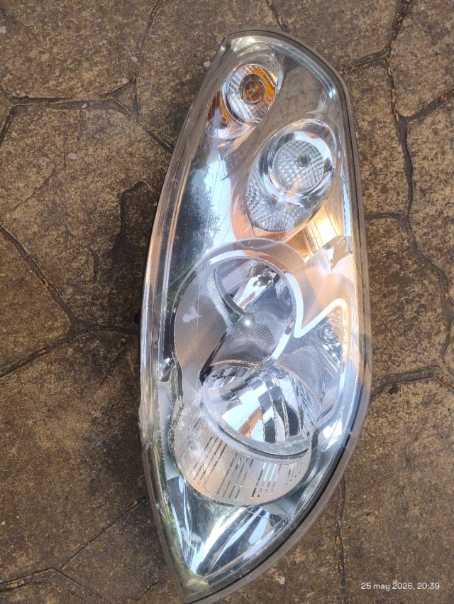 Faro Delantero Derecho Renault Máster 2013