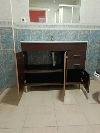 Mueble de baño y lavabo
